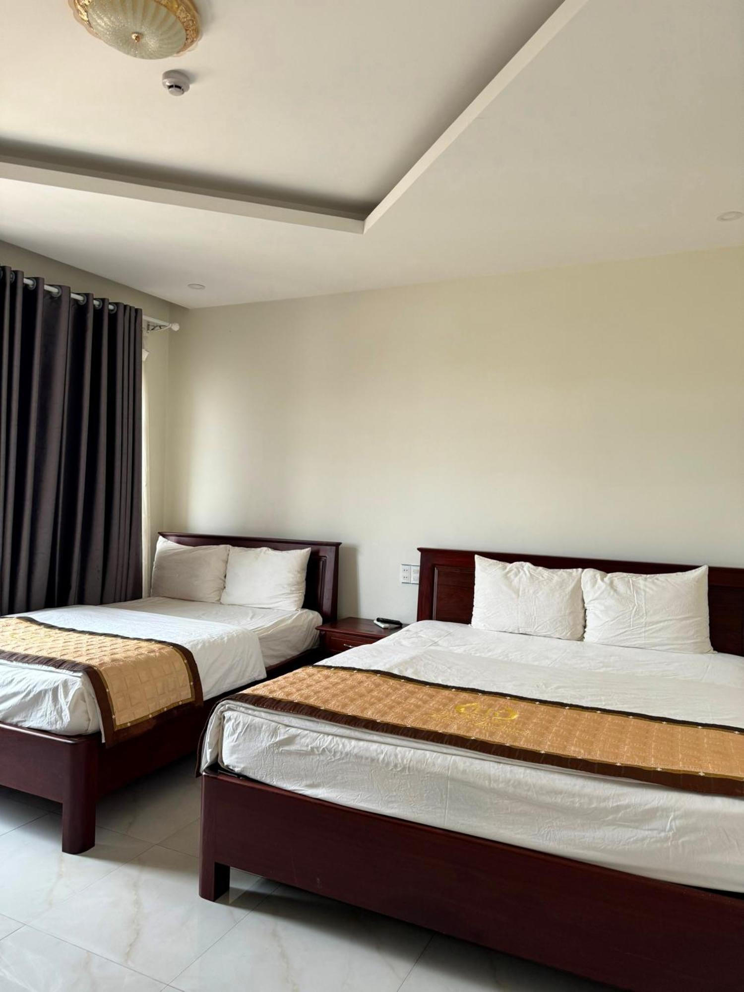 Hoang Khiem Hotel Pleiku Buitenkant foto